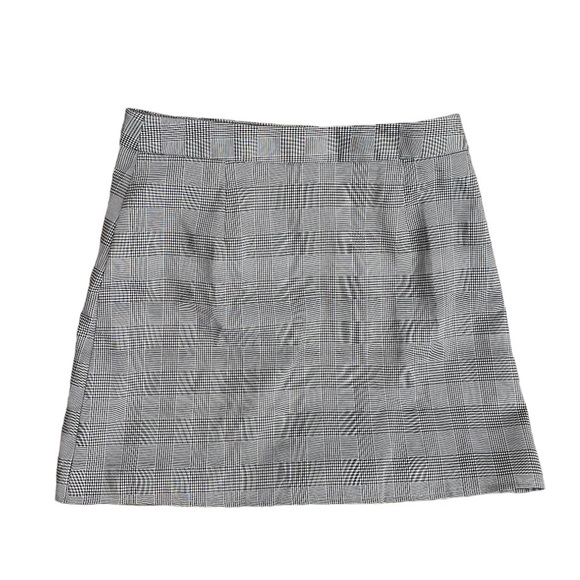 FOREVER 21 Plaid Skirt with Buttons - Picture 3 of 4